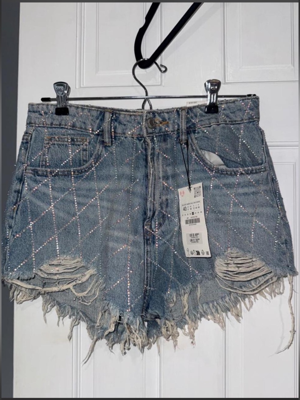 Zara High-rise diamond rhinestone denim shorts in size 40